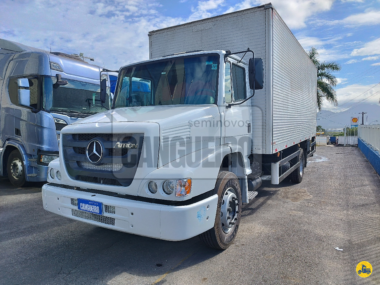 CAMINHAO MERCEDES-BENZ MB 1319 Baú Furgão Toco 4x2 Seminovos Cangueiro Caminhões CARIACICA ESPÍRITO SANTO ES
